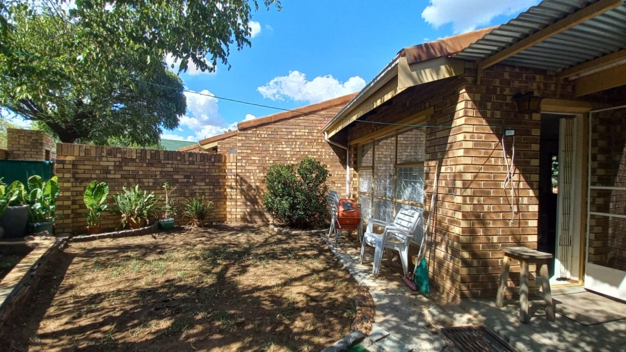 To Let 2 Bedroom Property for Rent in Navalsig Free State